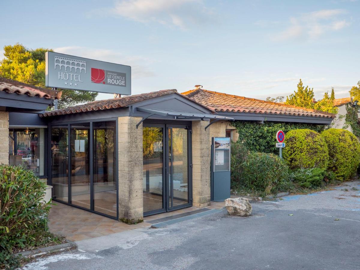 Logis Hotel Restaurant Uzes Pont Du Gard Exterior foto